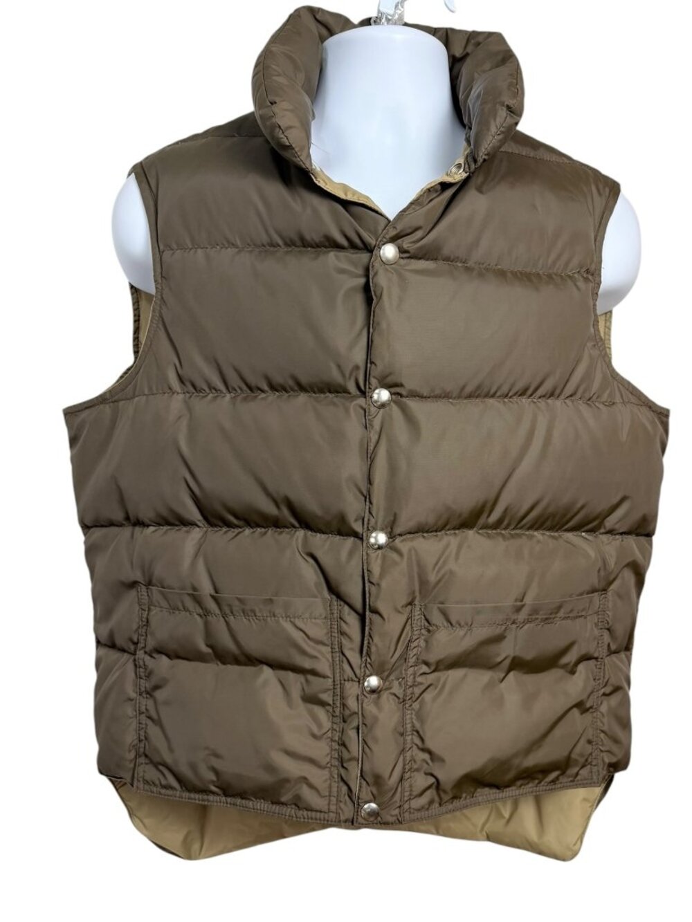 Unbranded Reversible Puffer Vest Taupe and Brown Snap Front Outdoor Size L
